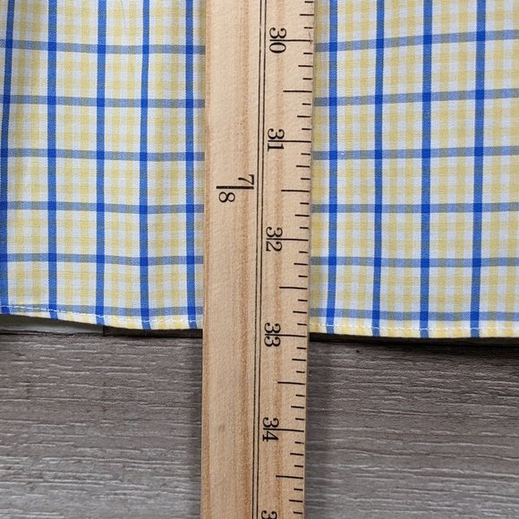 Brooks Brothers* Men's Short Sleeve Button Down Curved Hem Shirt~ Size Medium - Picture 12 of 13